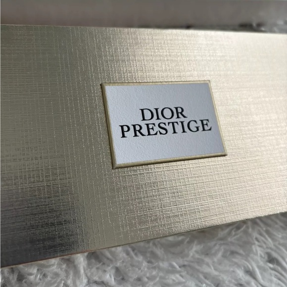 Dior Prestige Piano Gold Gift Discovery Set - NWB - Picture 3 of 6
